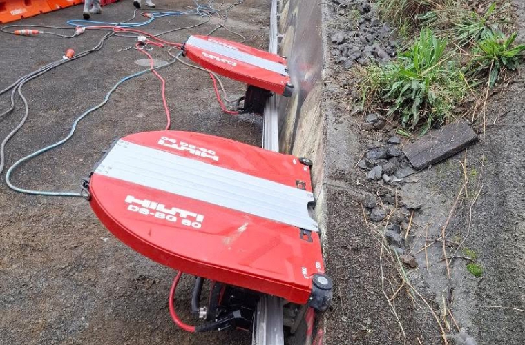 Track-Mounted Sawing/Wall Sawing